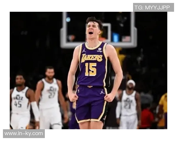 里夫斯回忆浓眉被交易时的反应称以为是玩笑话